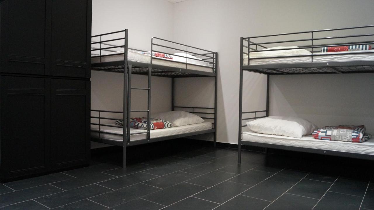 Premium Hostel Берлин Экстерьер фото