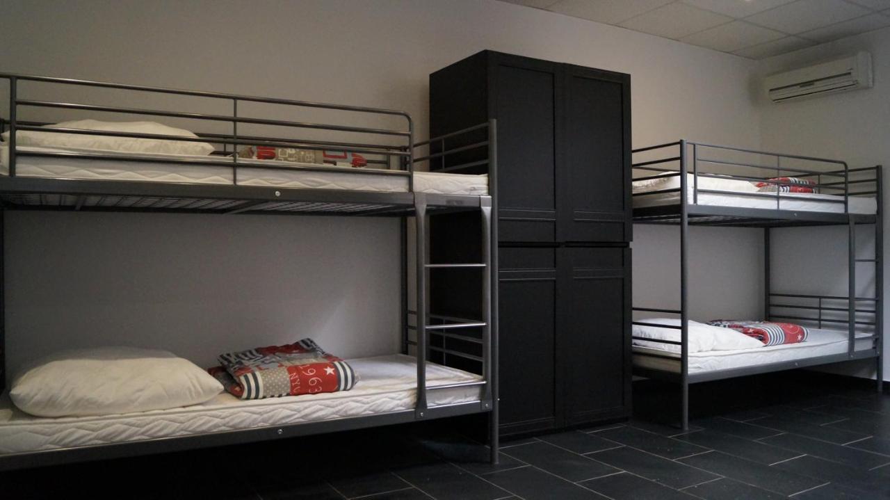 Premium Hostel Берлин Экстерьер фото